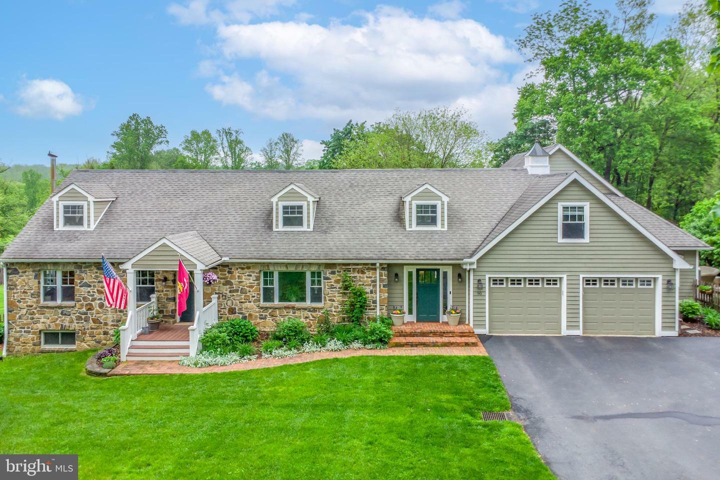Property Photo: 90 Indiantown Road PA 19343