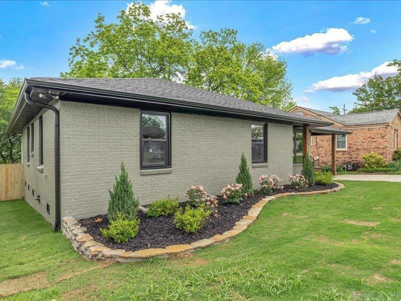 Property Photo: 414 Campus AR 72401