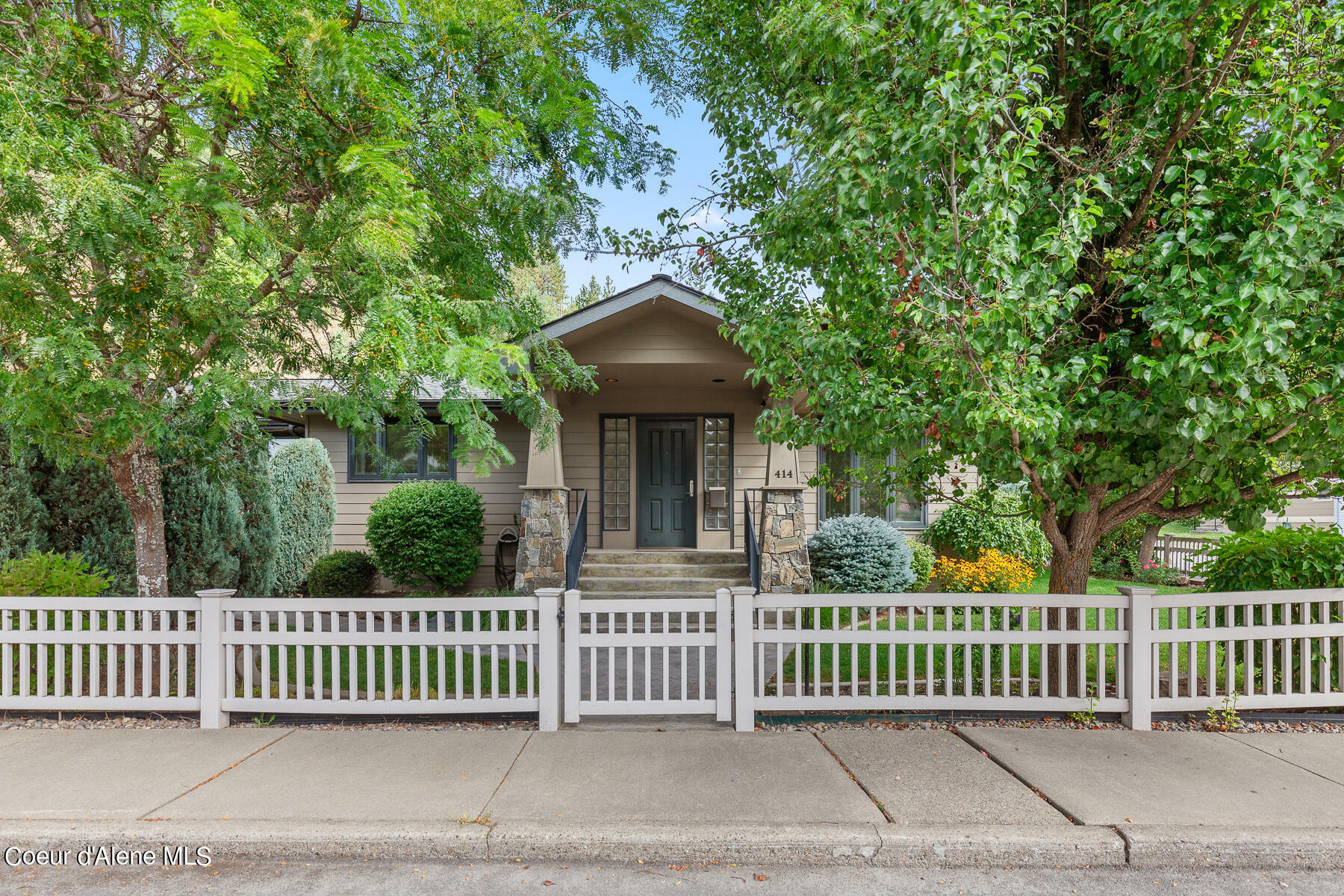 Property Photo: 414 W Mission Ave ID 83837