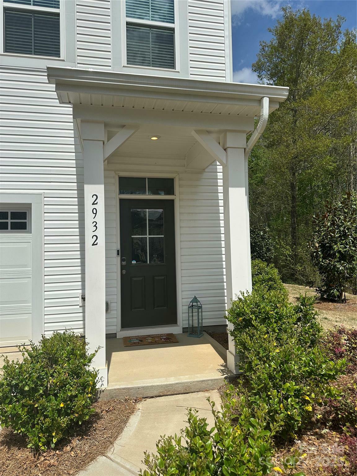 Property Photo: 2932 Pirates Place NC 28216