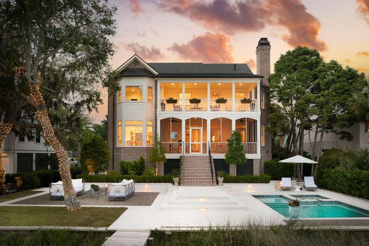 80 On The Harbor Drive  Mount Pleasant SC 29464 photo