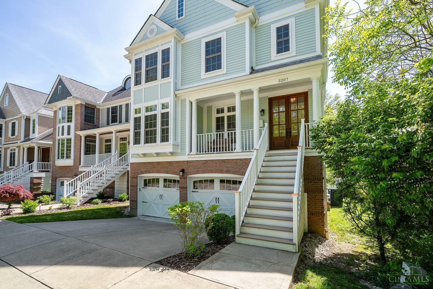 Property Photo: 3207 Golden Avenue OH 45226