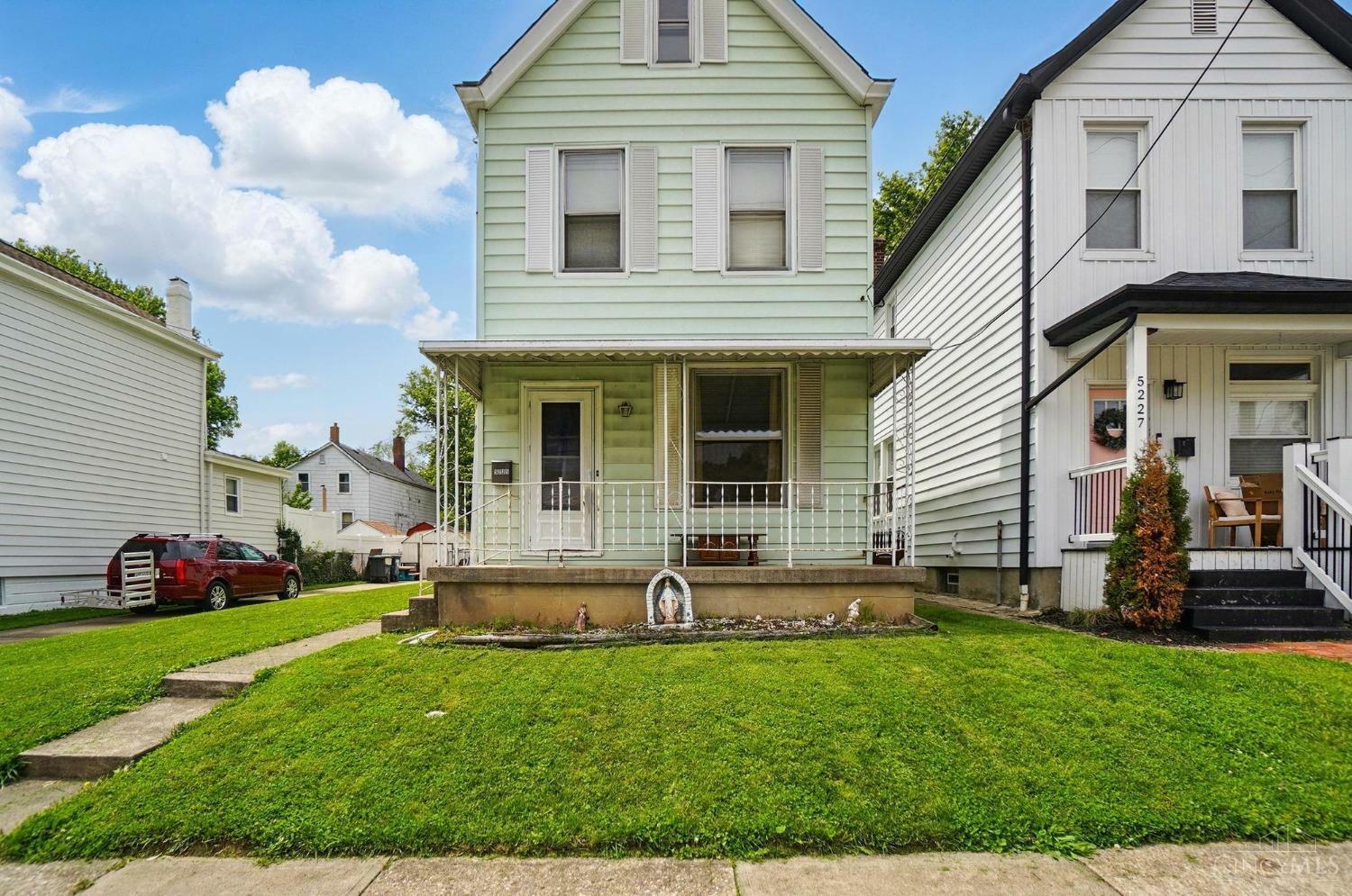 Property Photo: 5225 Warren Avenue OH 45212