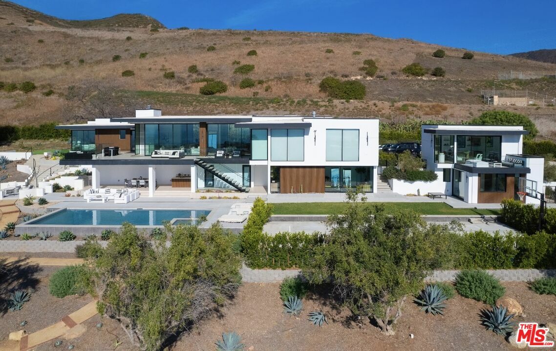 Property Photo: 29623 Cuthbert Rd CA 90265