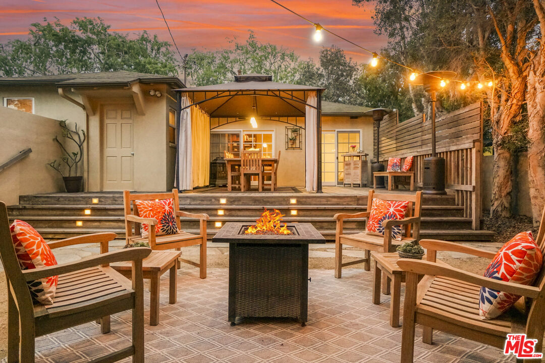 Property Photo: 10841 Wagner St CA 90230