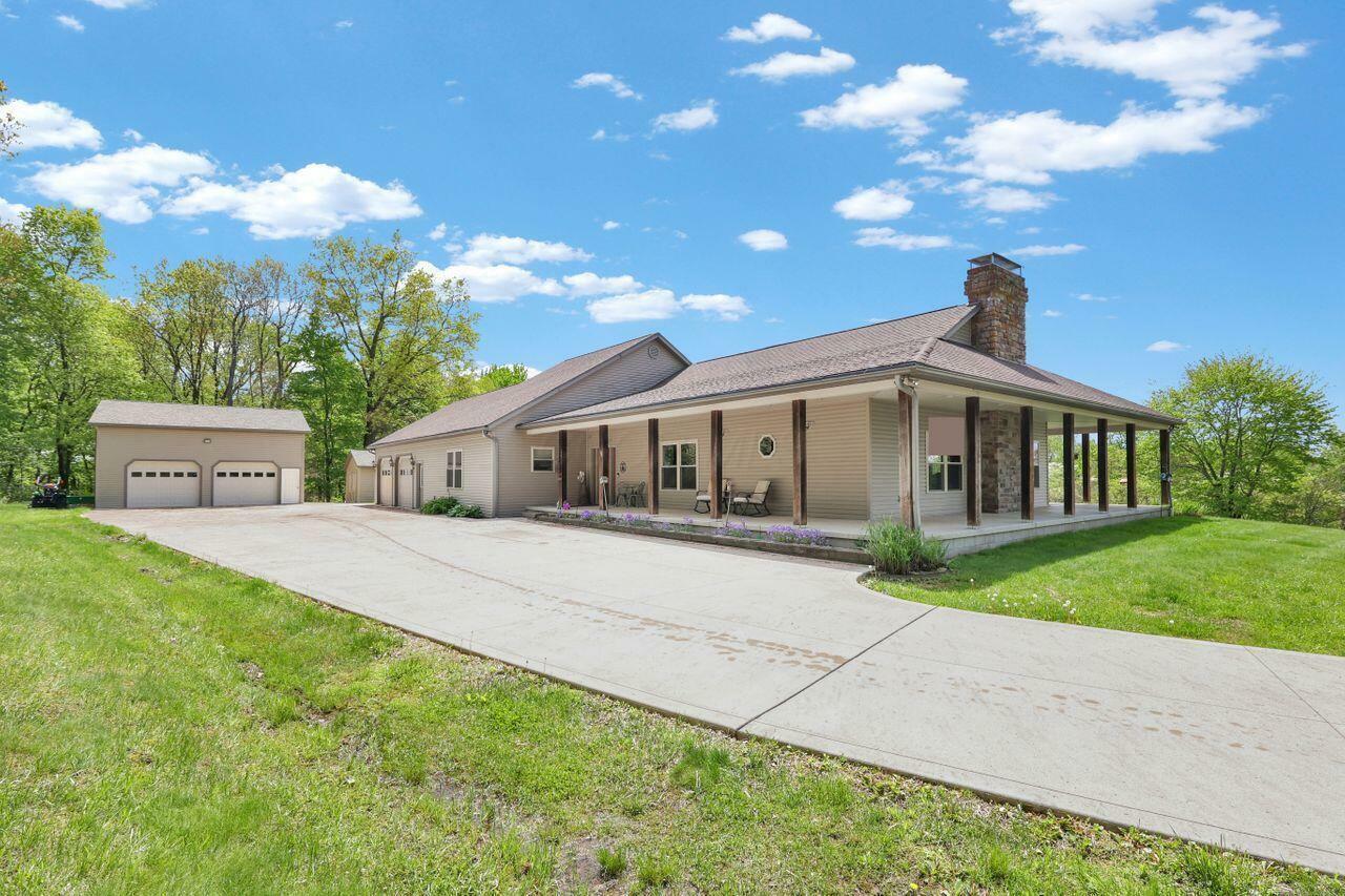 8206 Winding Run Road  Saint Louisville OH 43071 photo