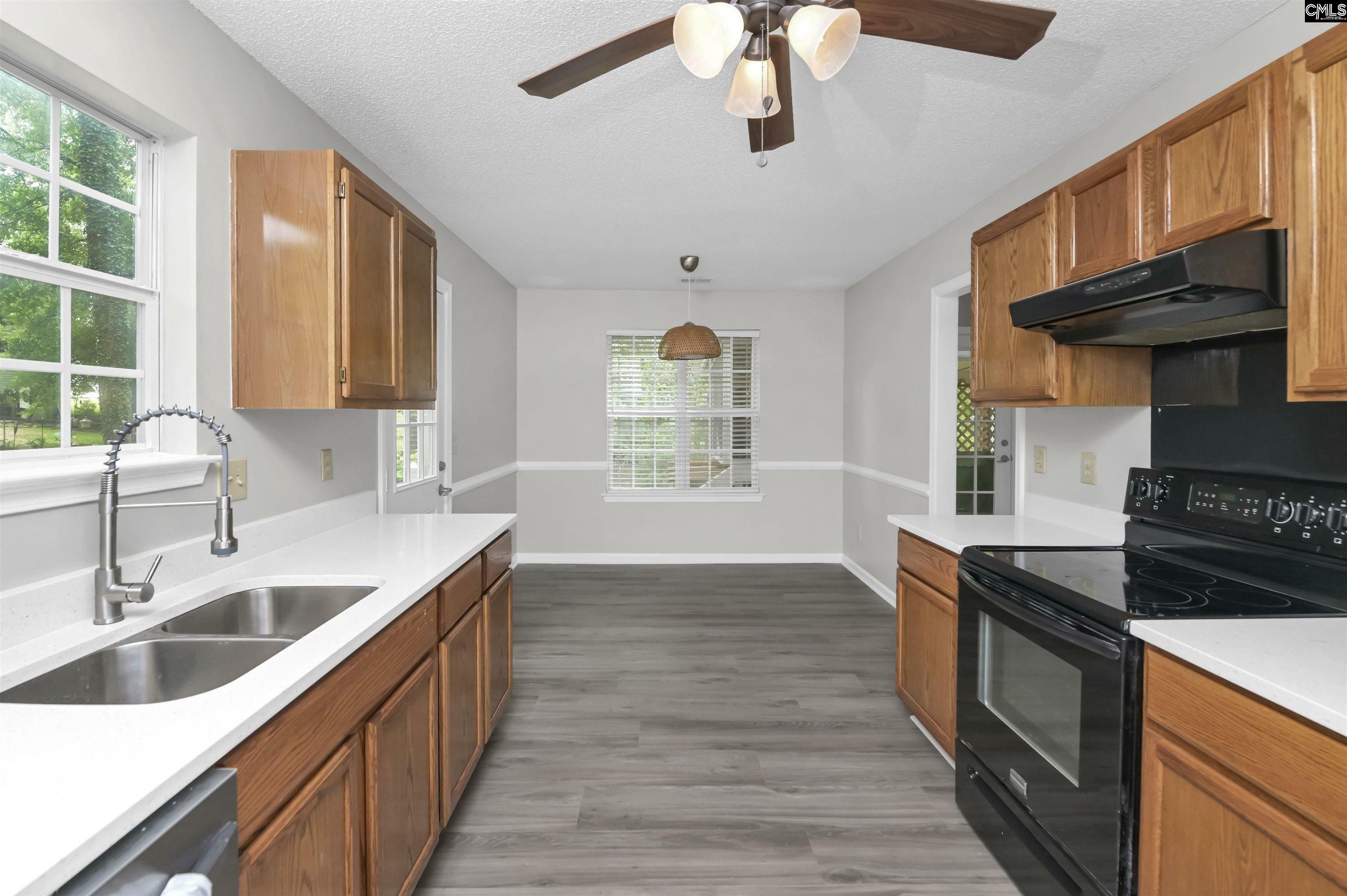 Property Photo: 331 Three Oaks SC 29073