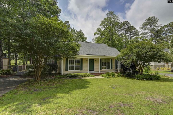 Property Photo:  331 Three Oaks  SC 29073 