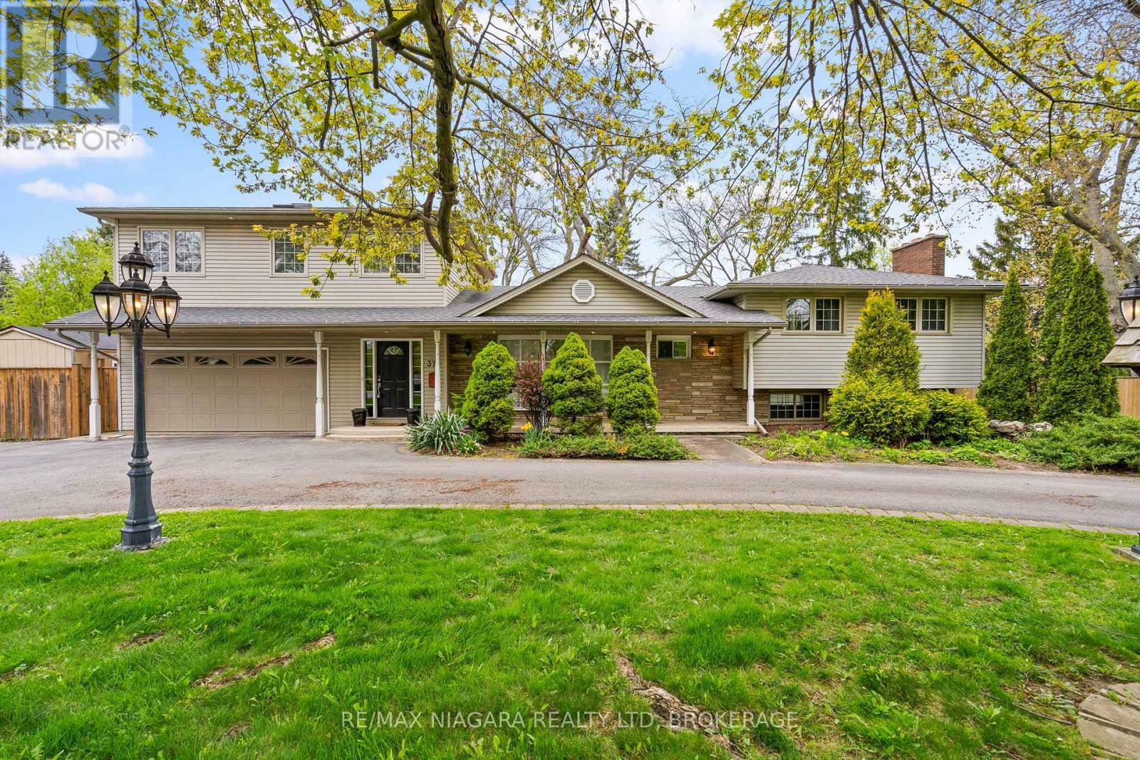 Property Photo: 375 Mississauga Street North ON L0S 1J0