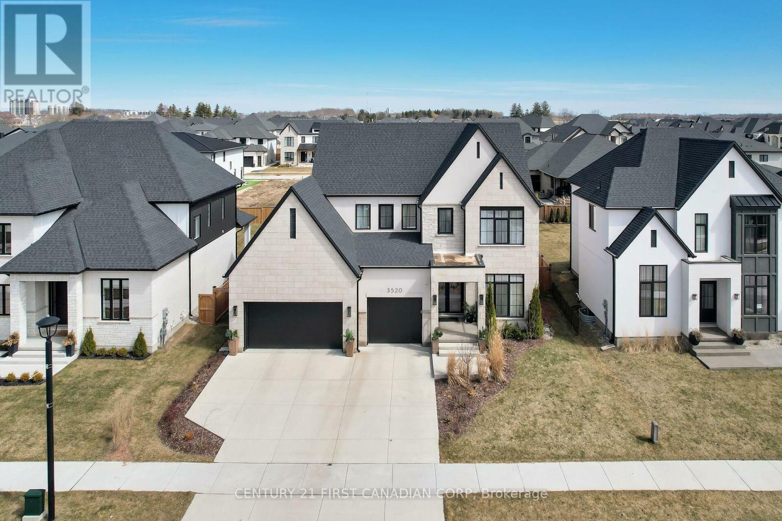 Property Photo: 3520 Grand Oak Crossing ON N6P 0G7