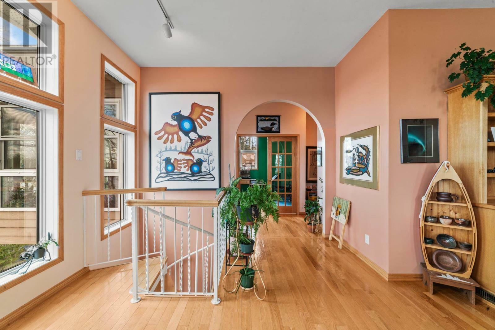 Property Photo: 33 Cochenour Cres ON P0V 1L0