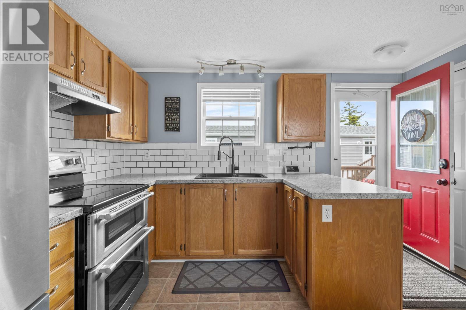 Property Photo: 68 Bumpy Lane NS B3E 1B8