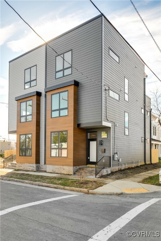 Property Photo: 2917 R Street VA 23223
