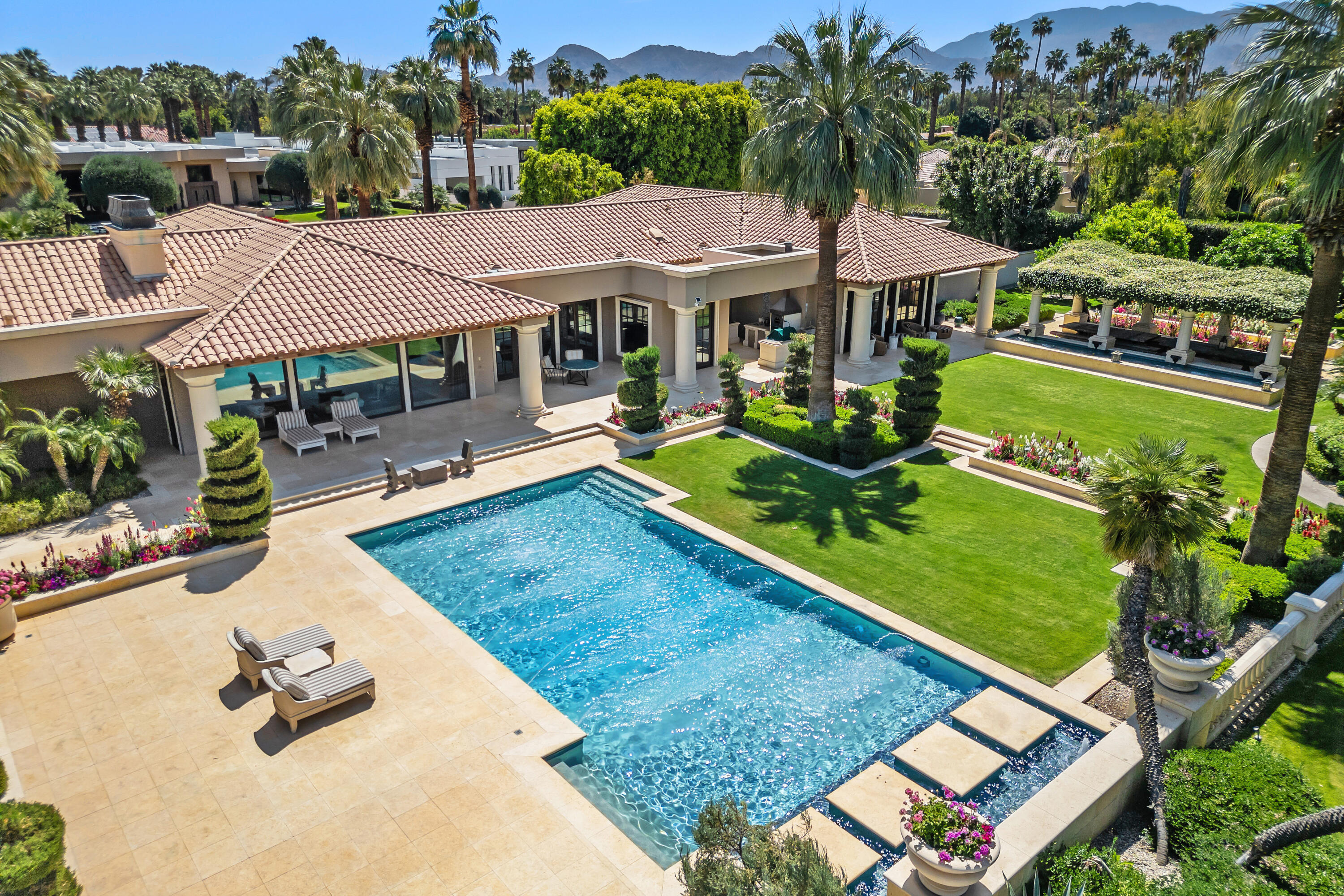 Property Photo: 40535 Morningstar Road CA 92270