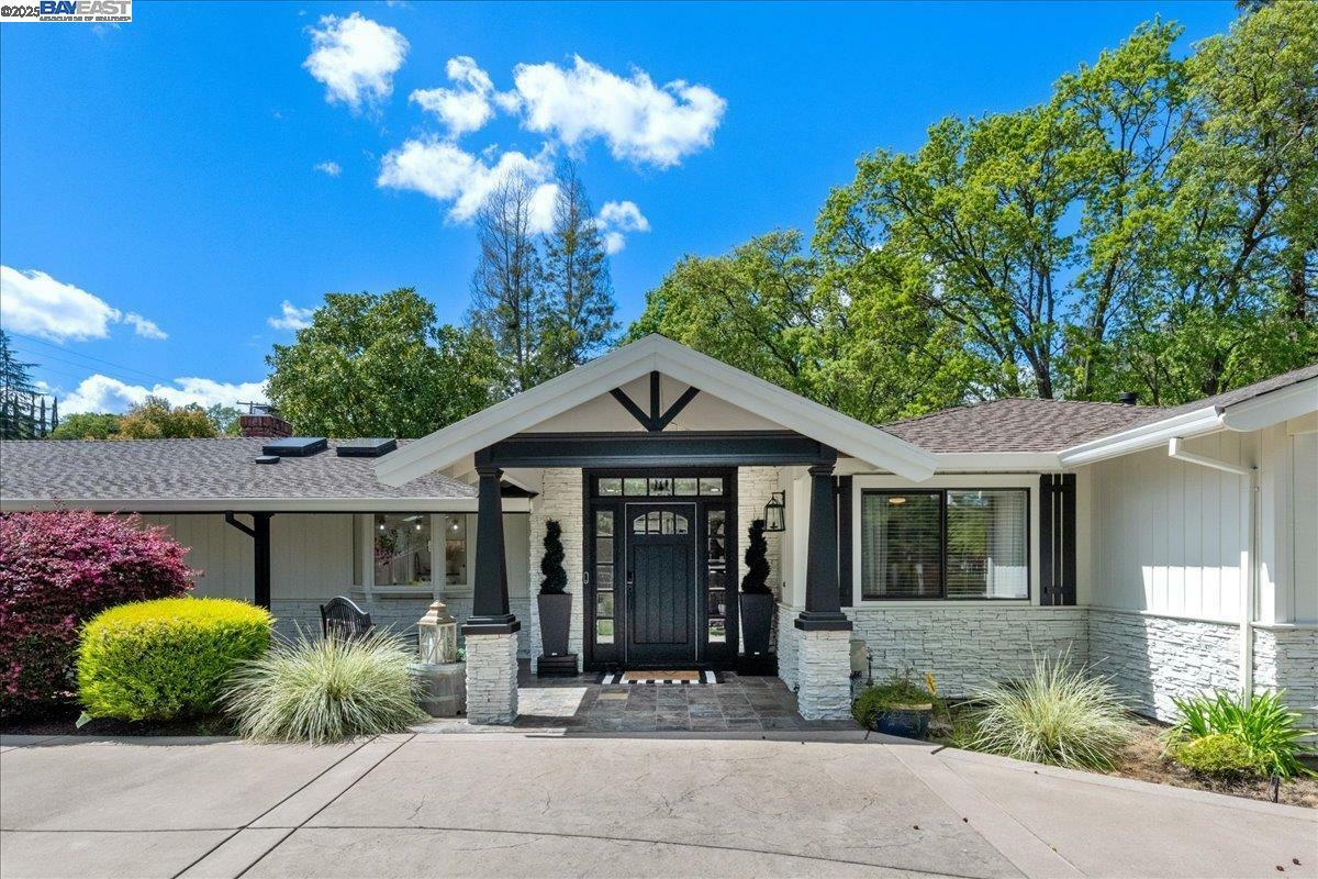 325 Crest Ave  Alamo CA 94507 photo