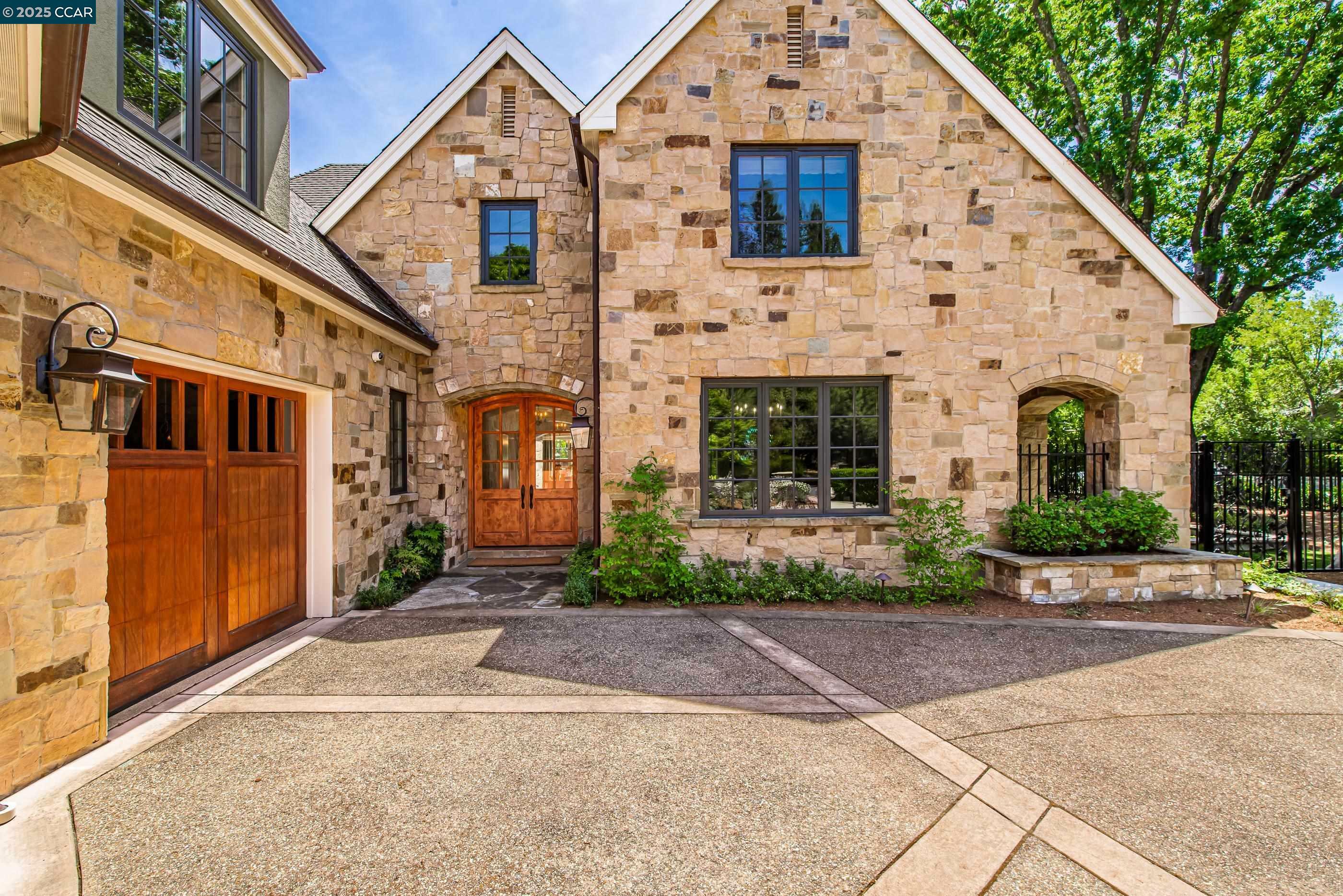 Property Photo:  53 Hidden Oaks Dr  CA 94549 