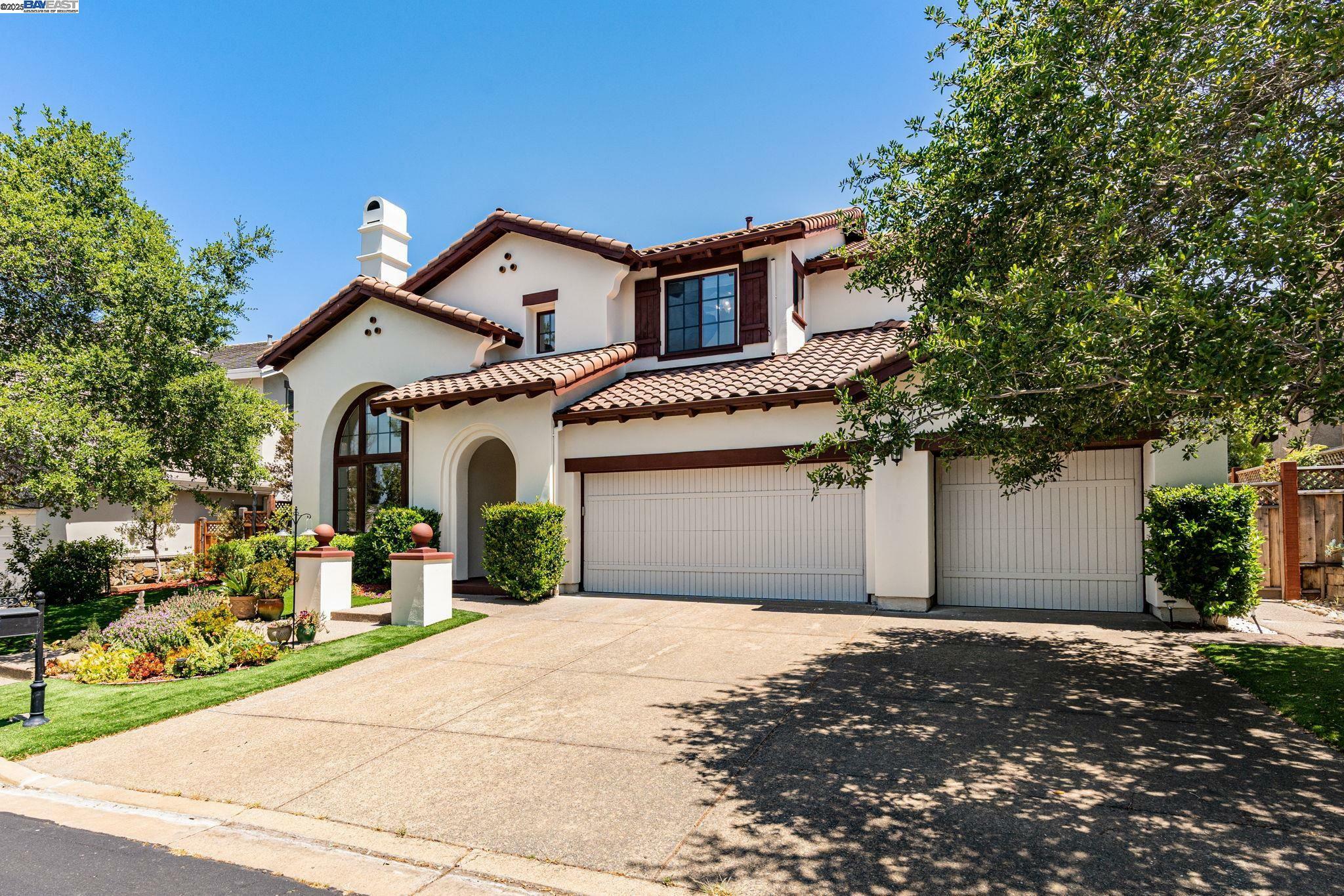 Property Photo: 3535 Lessini CA 94566