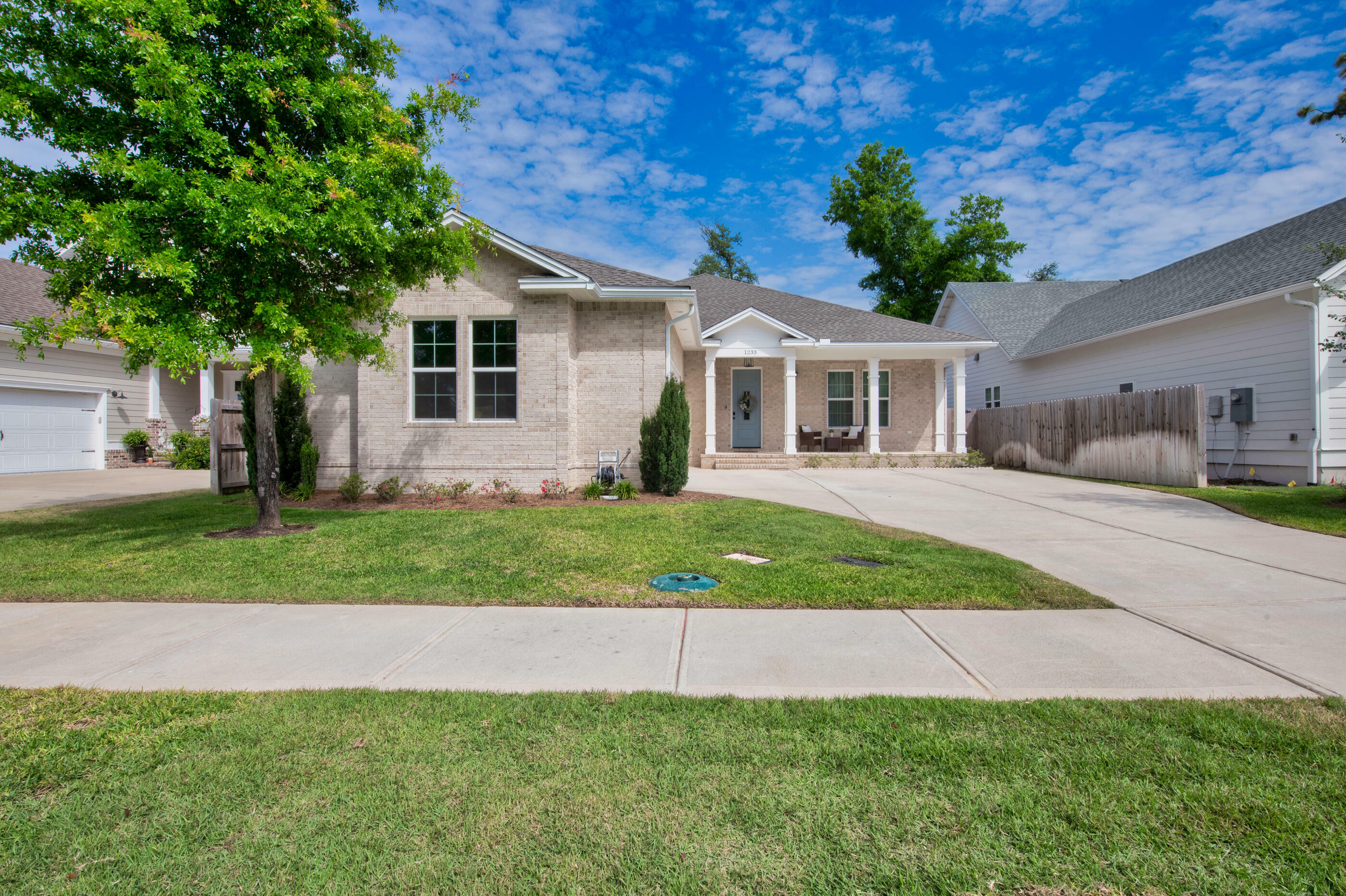 1233 Elderflower Drive  Niceville FL 32578 photo
