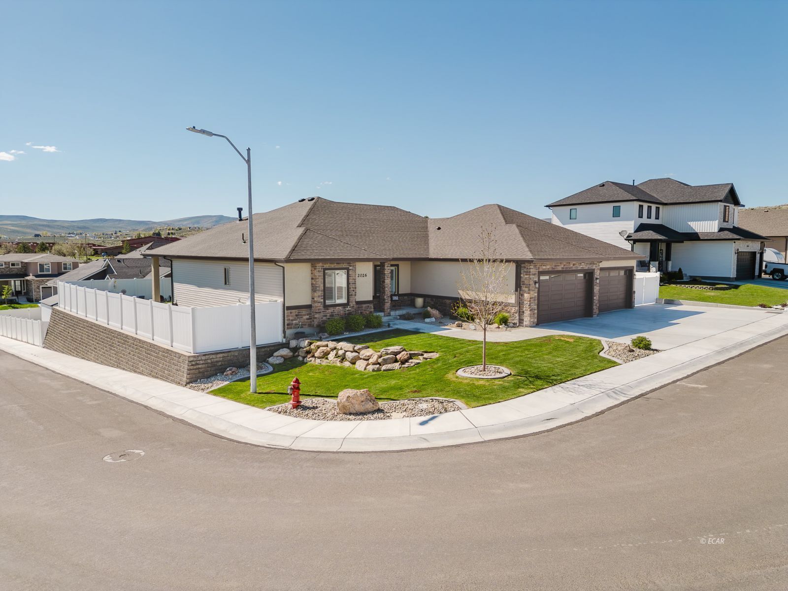 Property Photo:  2026 Eagle Ridge Loop  NV 89801 