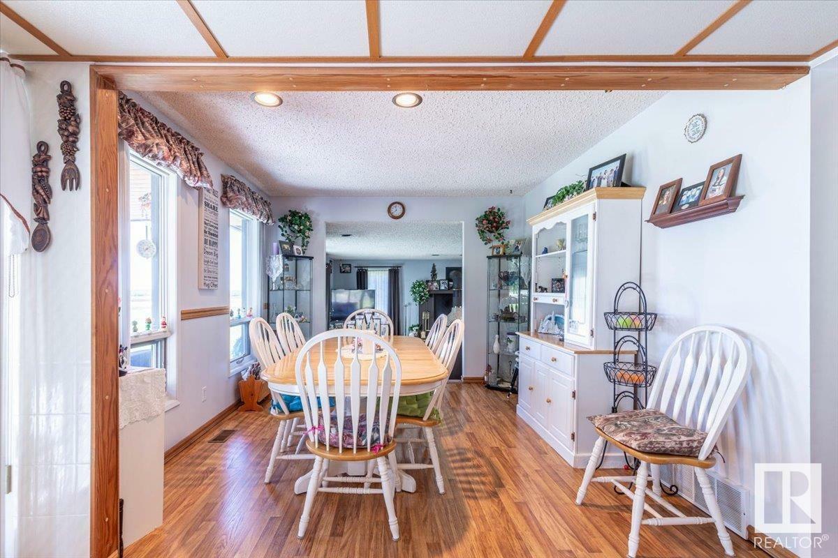 Property Photo: 48440 Rge Road 273 AB T0C 0V0