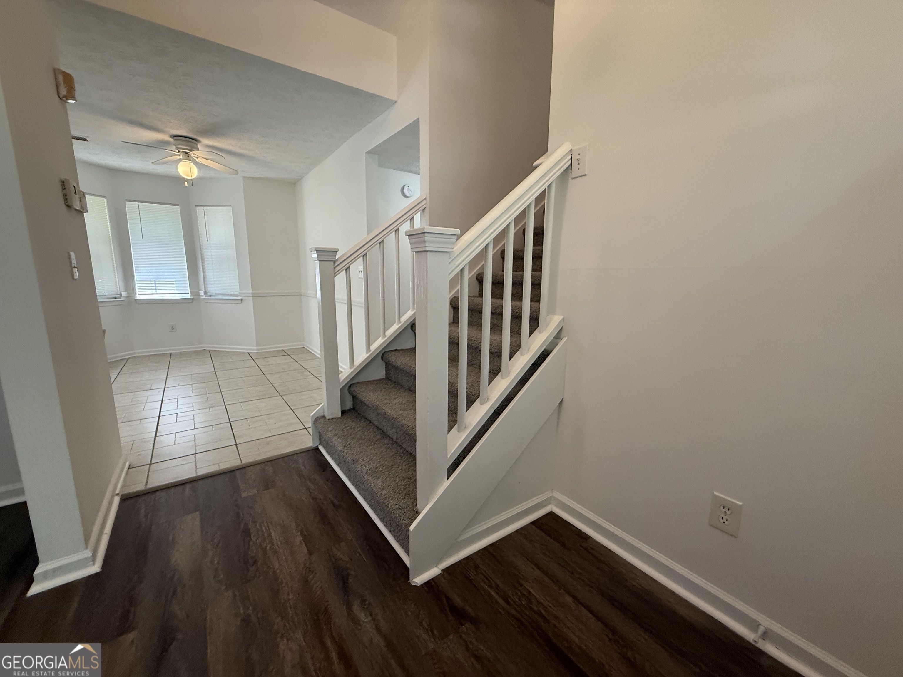 Property Photo: 7090 E Village Court GA 30296