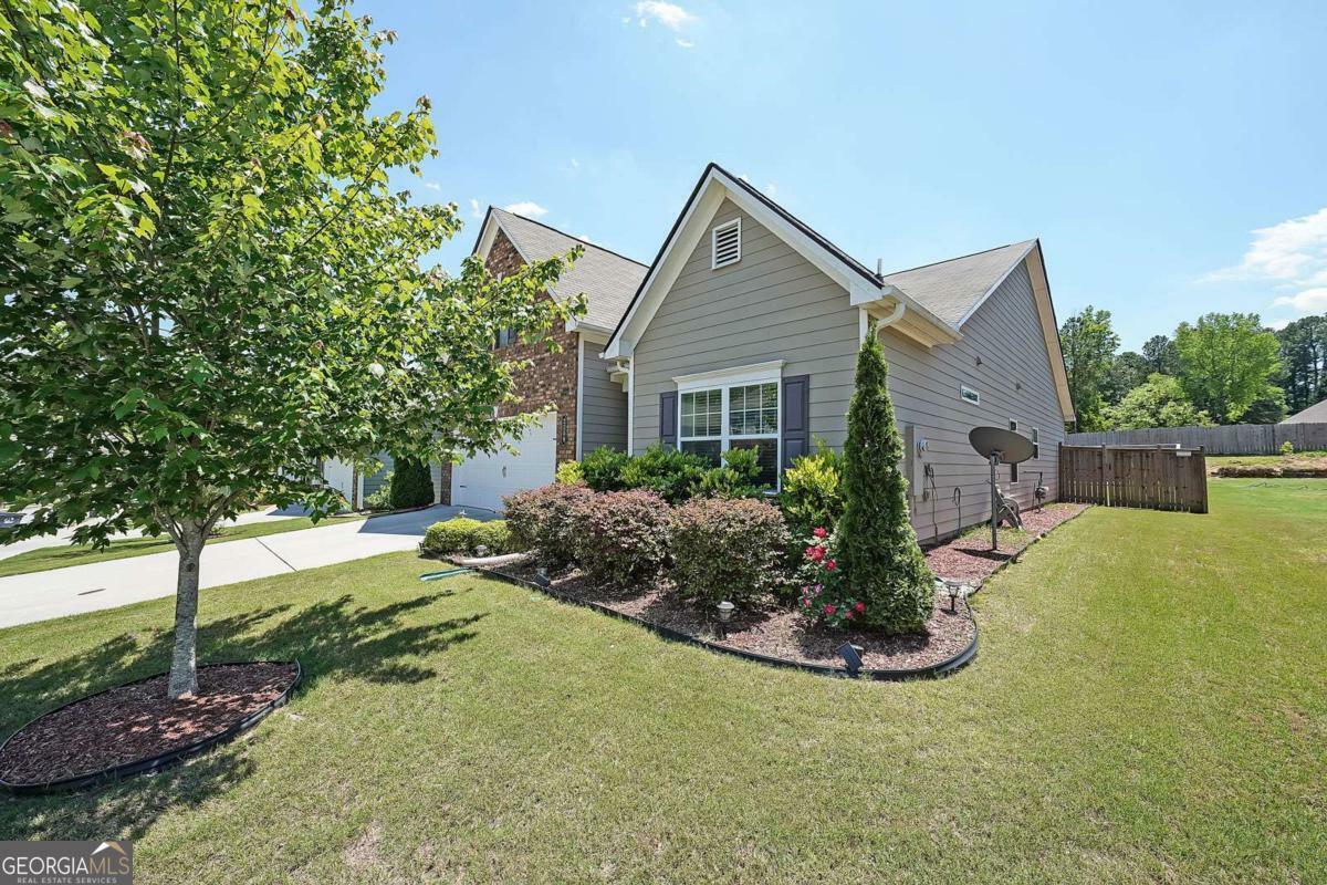 Property Photo:  2209 Cedar Place Court  GA 30078 