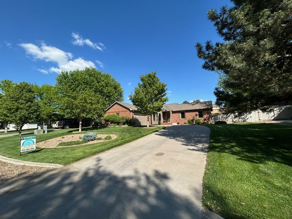 Property Photo: 106 Cambridge Court KS 67846