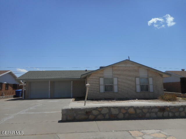 Property Photo: 3202 Wedgewood Drive TX 79925