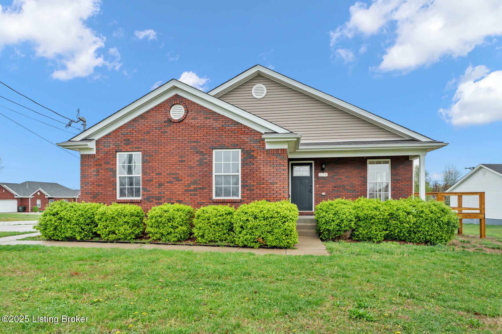 510 University Dr  Radcliff KY 40160 photo