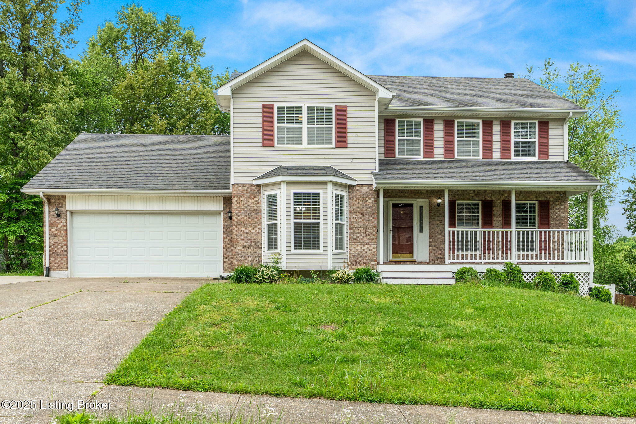 Property Photo: 105 Scarlet Oak Cir KY 42701