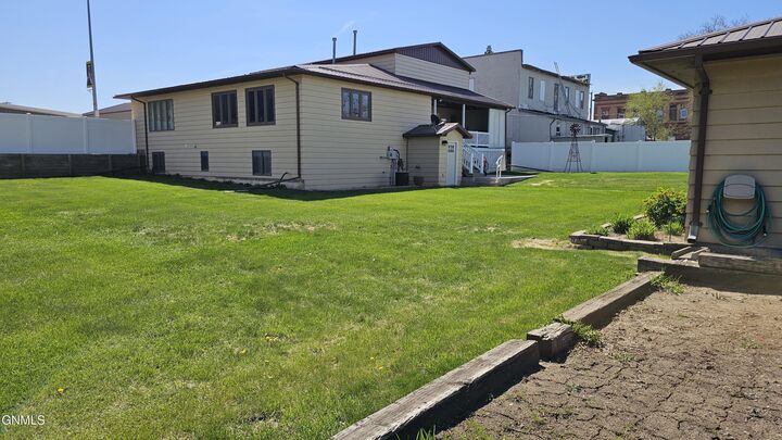 Property Photo: 615 Main Street ND 58433