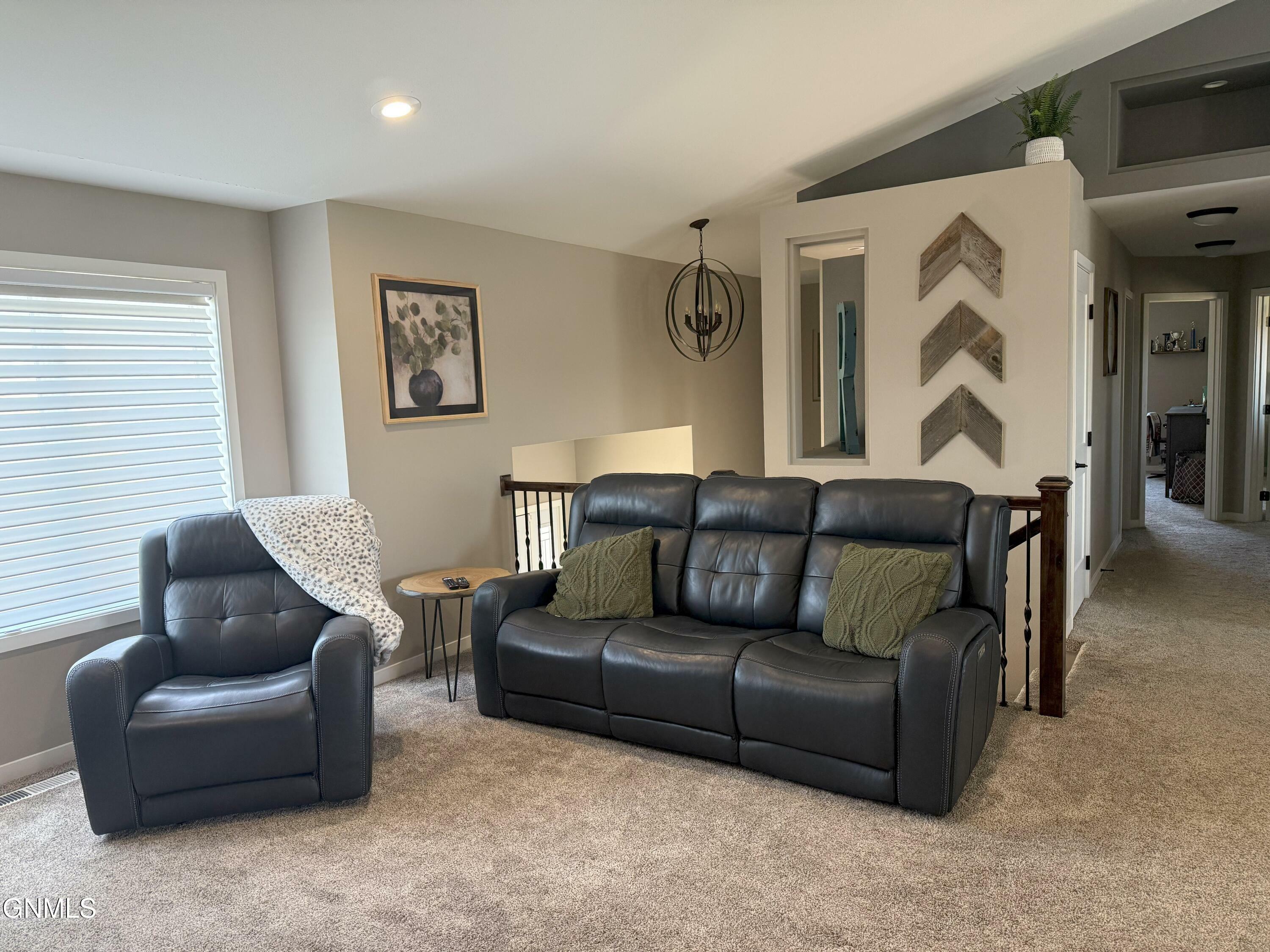 Property Photo: 643 Flint Drive ND 58503