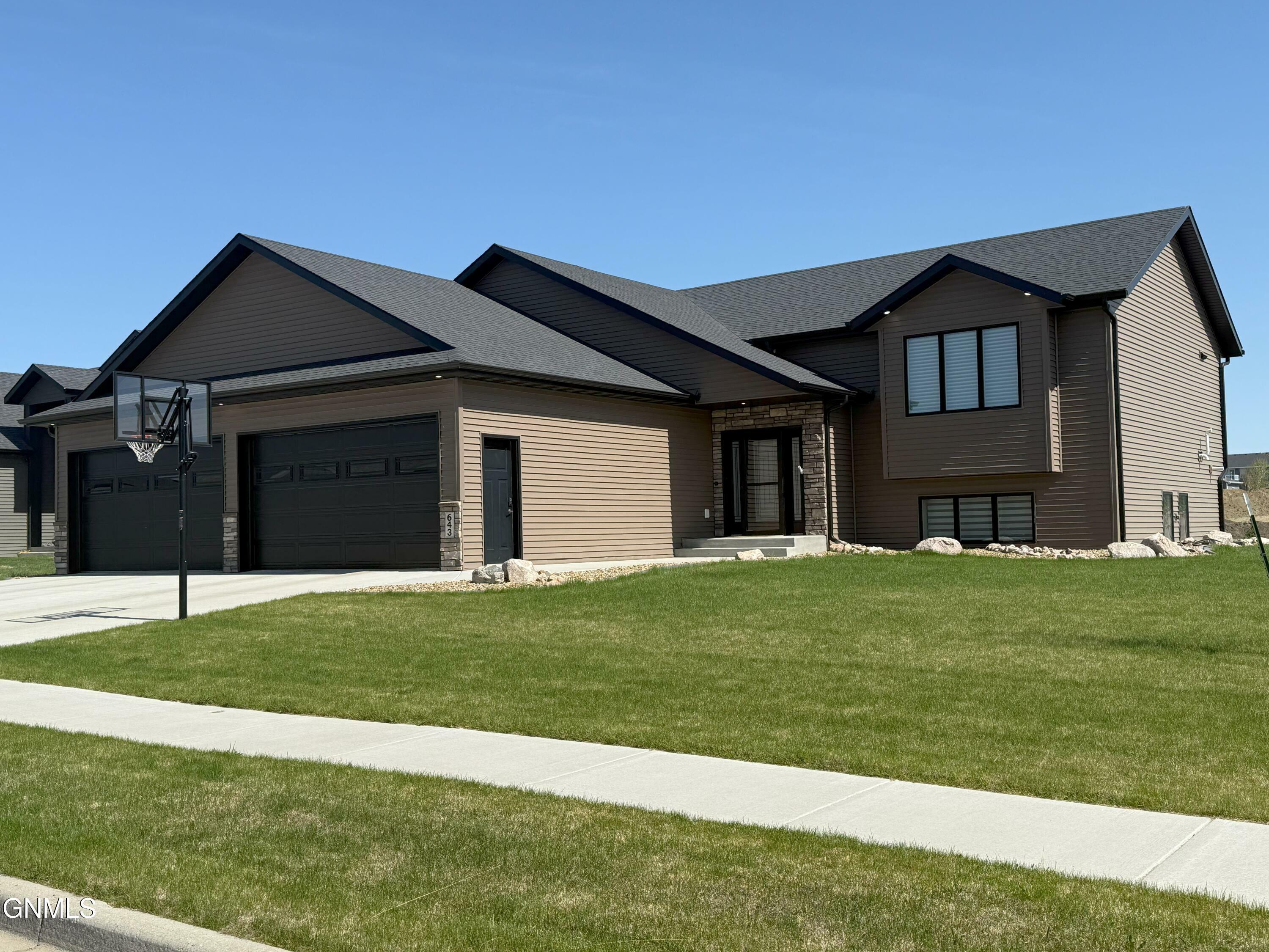 Property Photo: 643 Flint Drive ND 58503