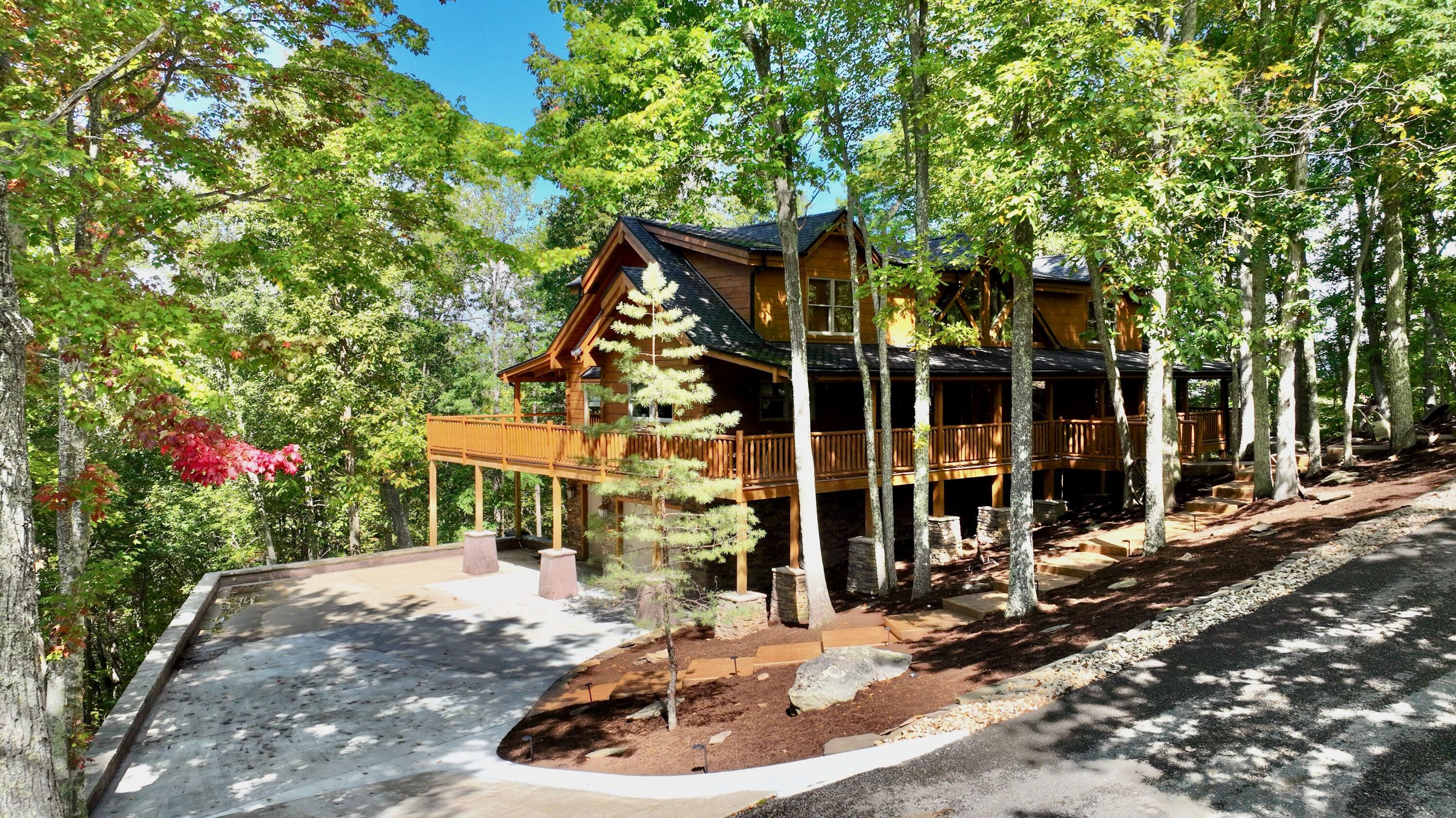 Property Photo: 352 Wildwood Ridge WV 24925