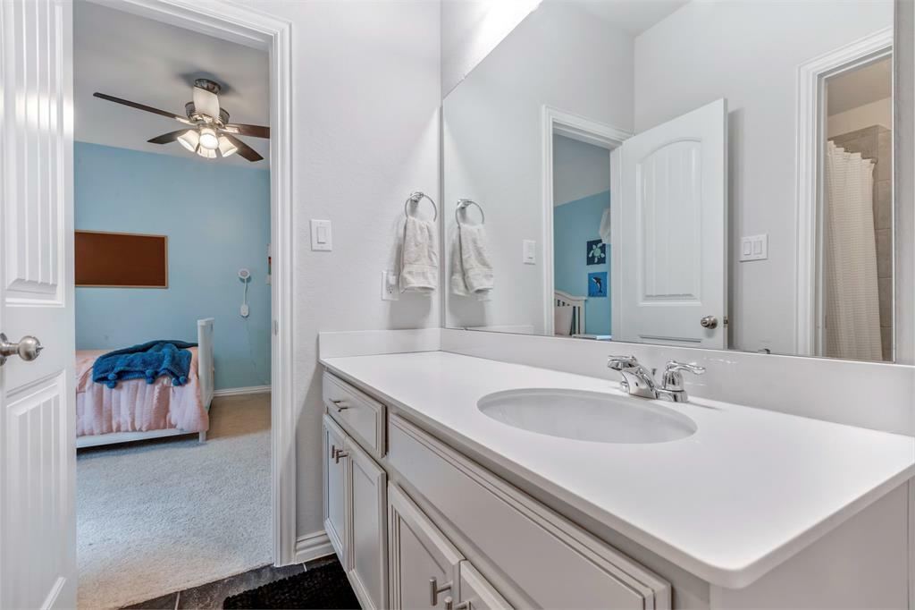 Property Photo: 116 Brighton Woods Court TX 77318