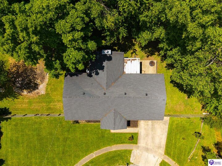 Property Photo: 806 Yates Drive KY 40160
