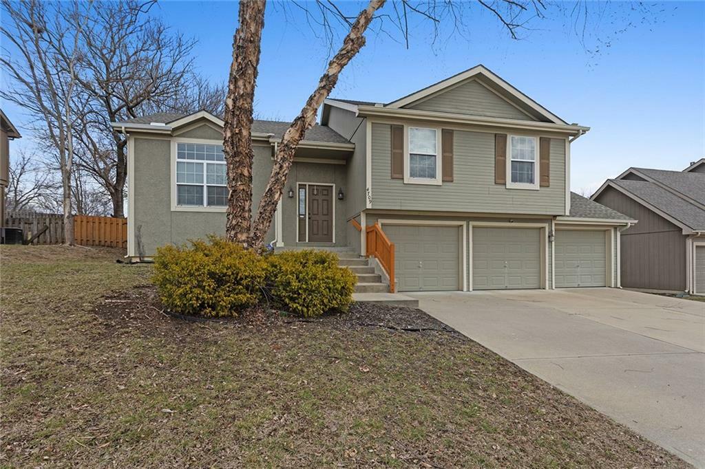 Property Photo:  4709 Edgehill Street  KS 66048 