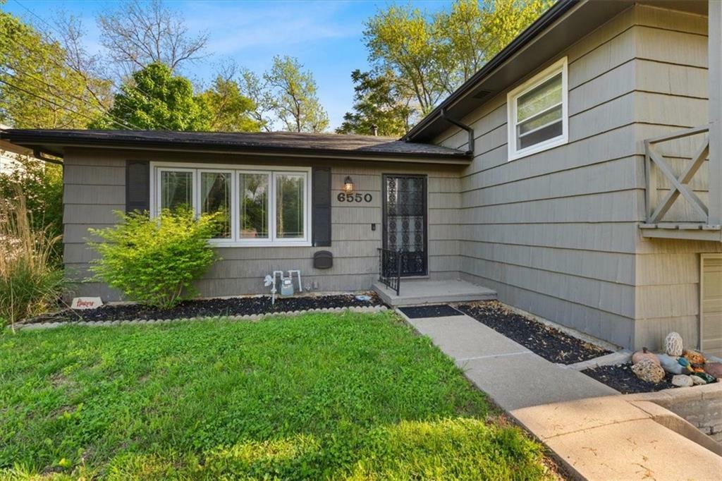 Property Photo:  6550 Webster Avenue  KS 66104 
