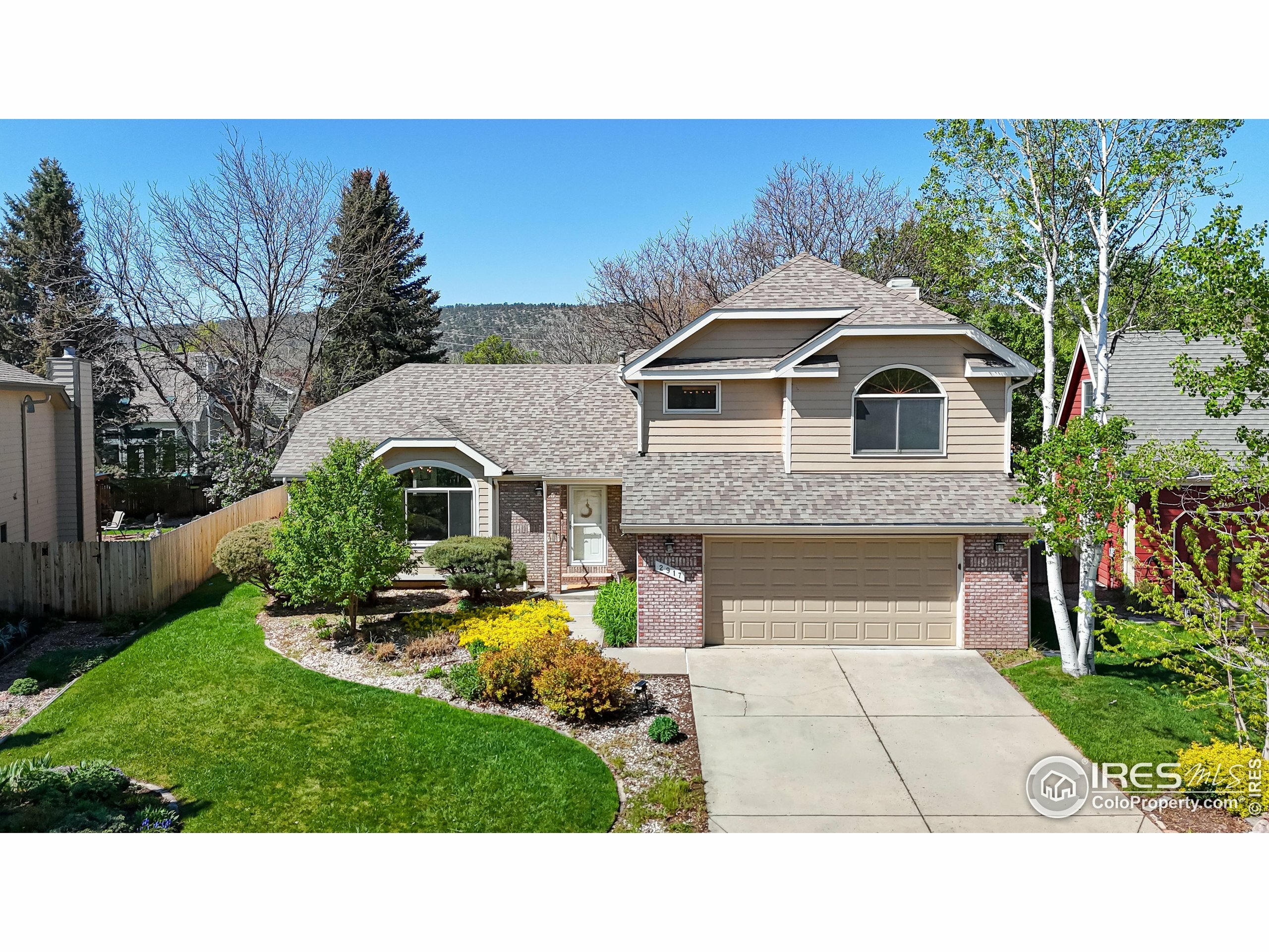 Property Photo: 2917 Garrett Dr CO 80526