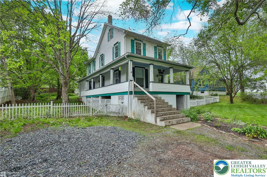 4215 Grant Street  Washington Twp PA 18079 photo