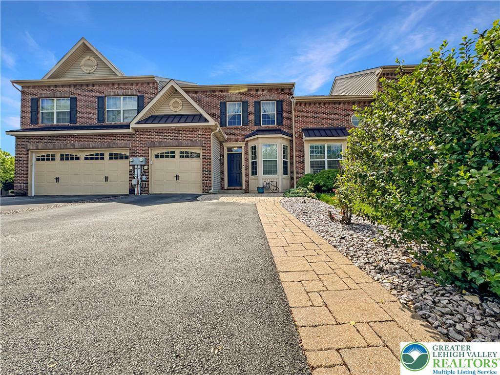 4527 Bellflower Way  Upper Macungie Twp PA 18104 photo