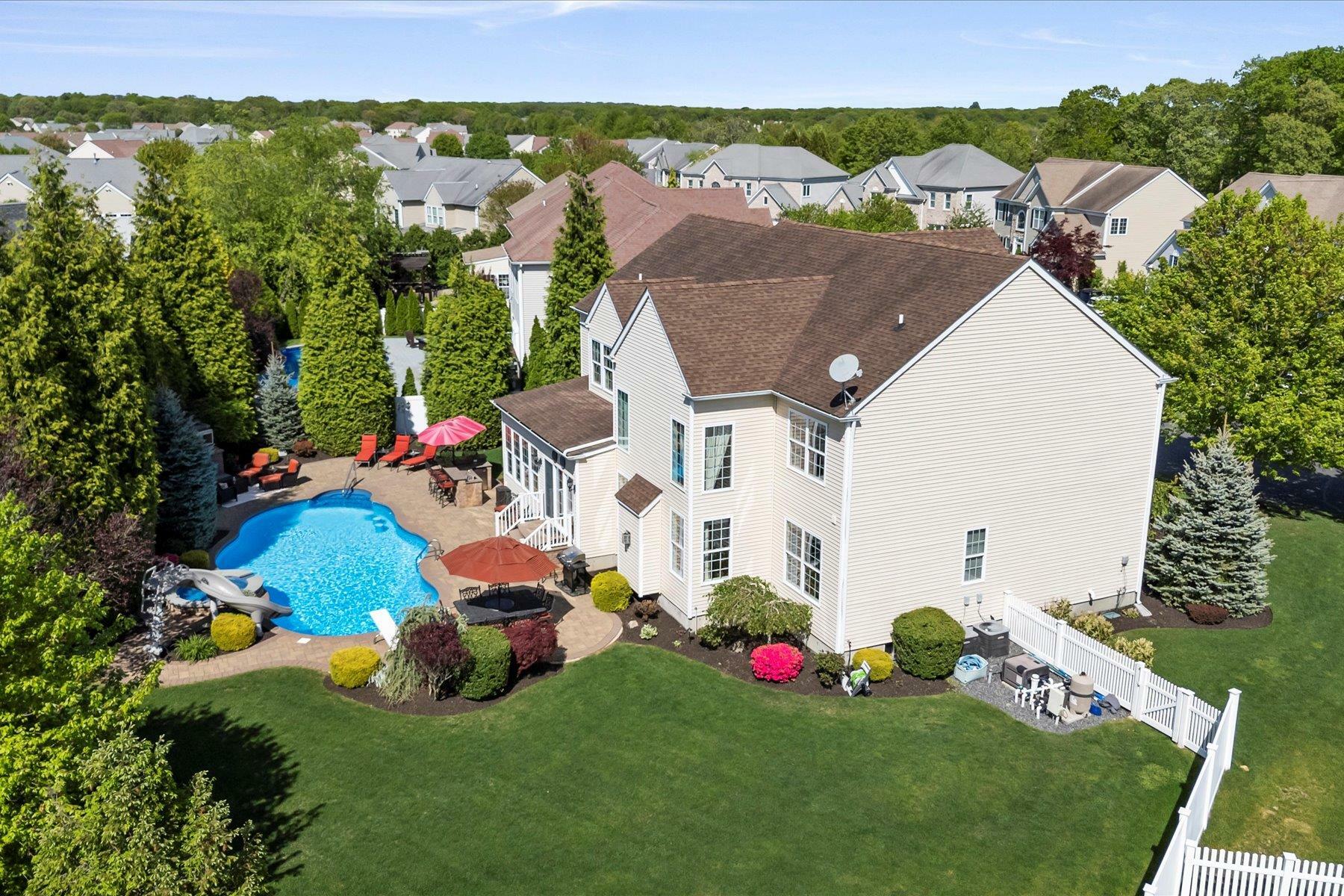 Property Photo: 7 Moreland Court NY 11766