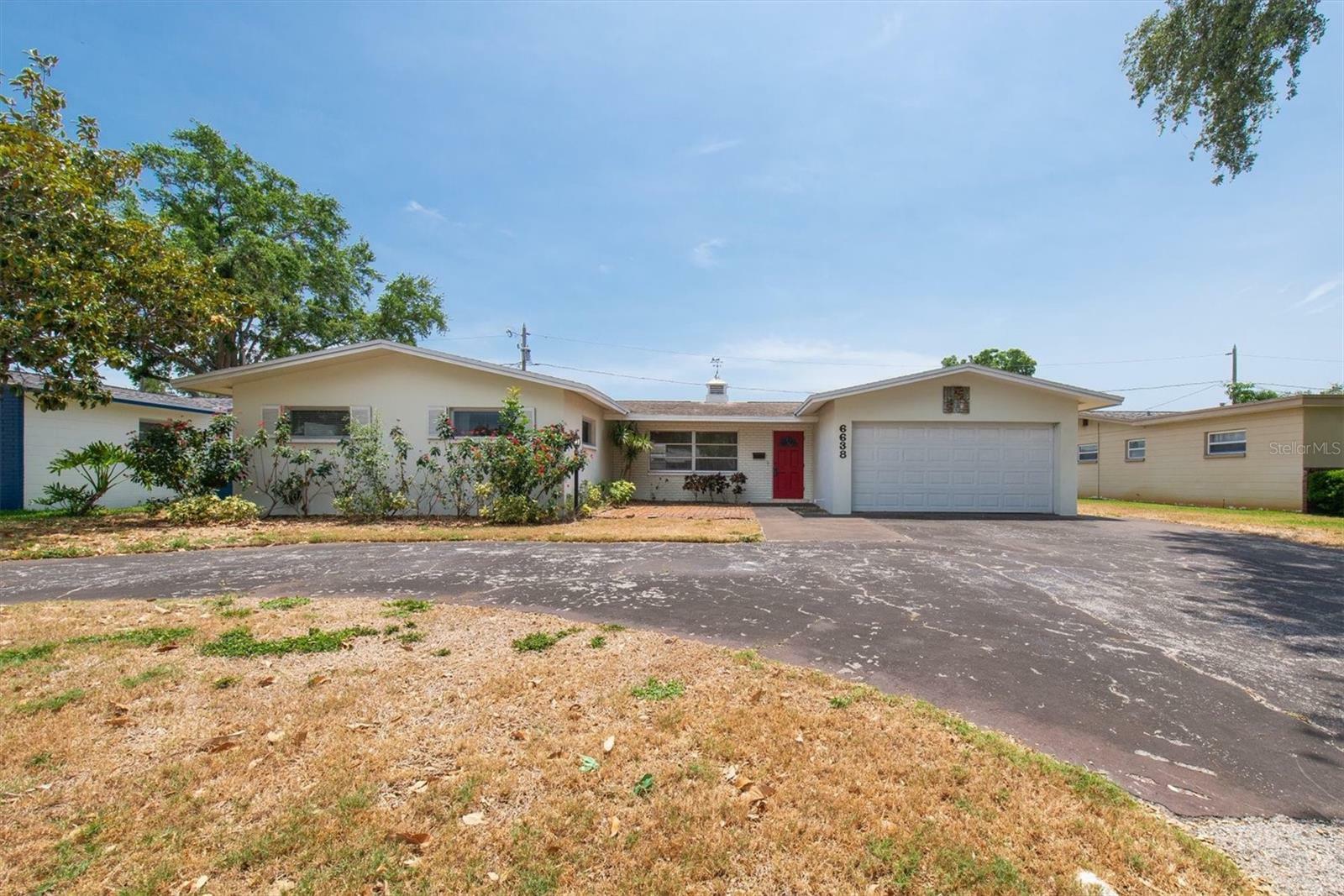 Property Photo: 6638 12th Terrace N FL 33710