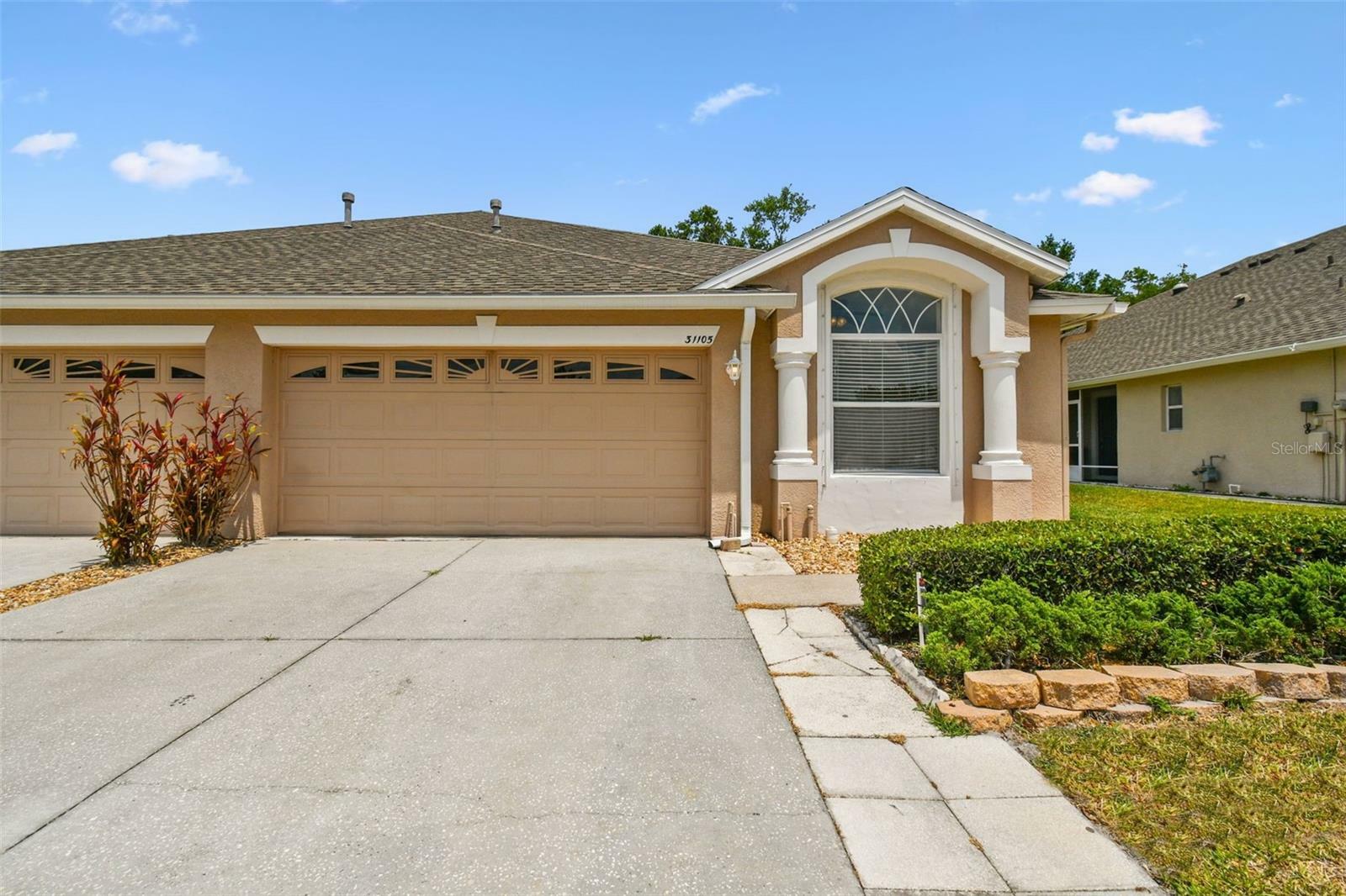 Property Photo: 31105 Whitlock Drive FL 33543