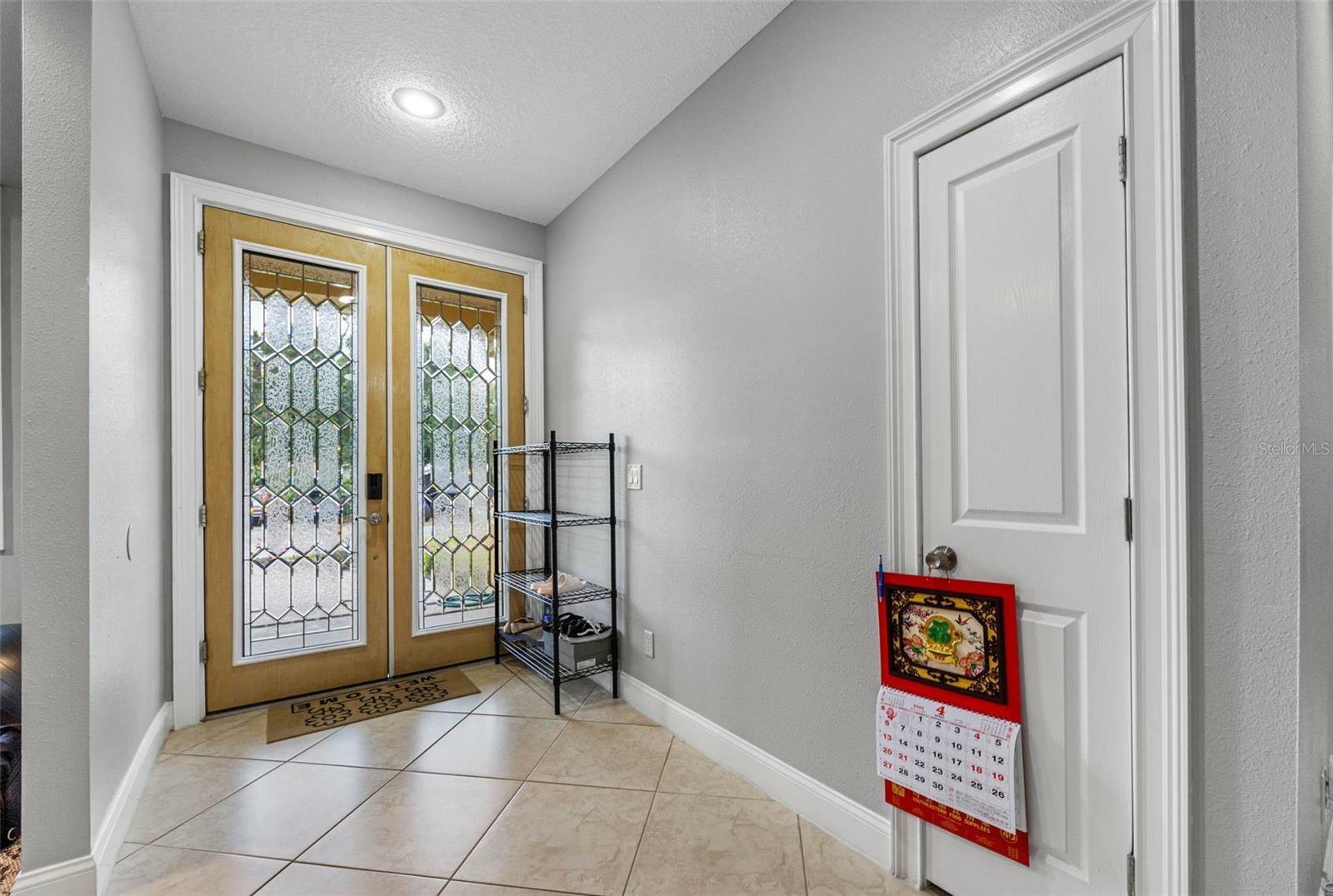 Property Photo: 534 Berkley Avenue FL 34689