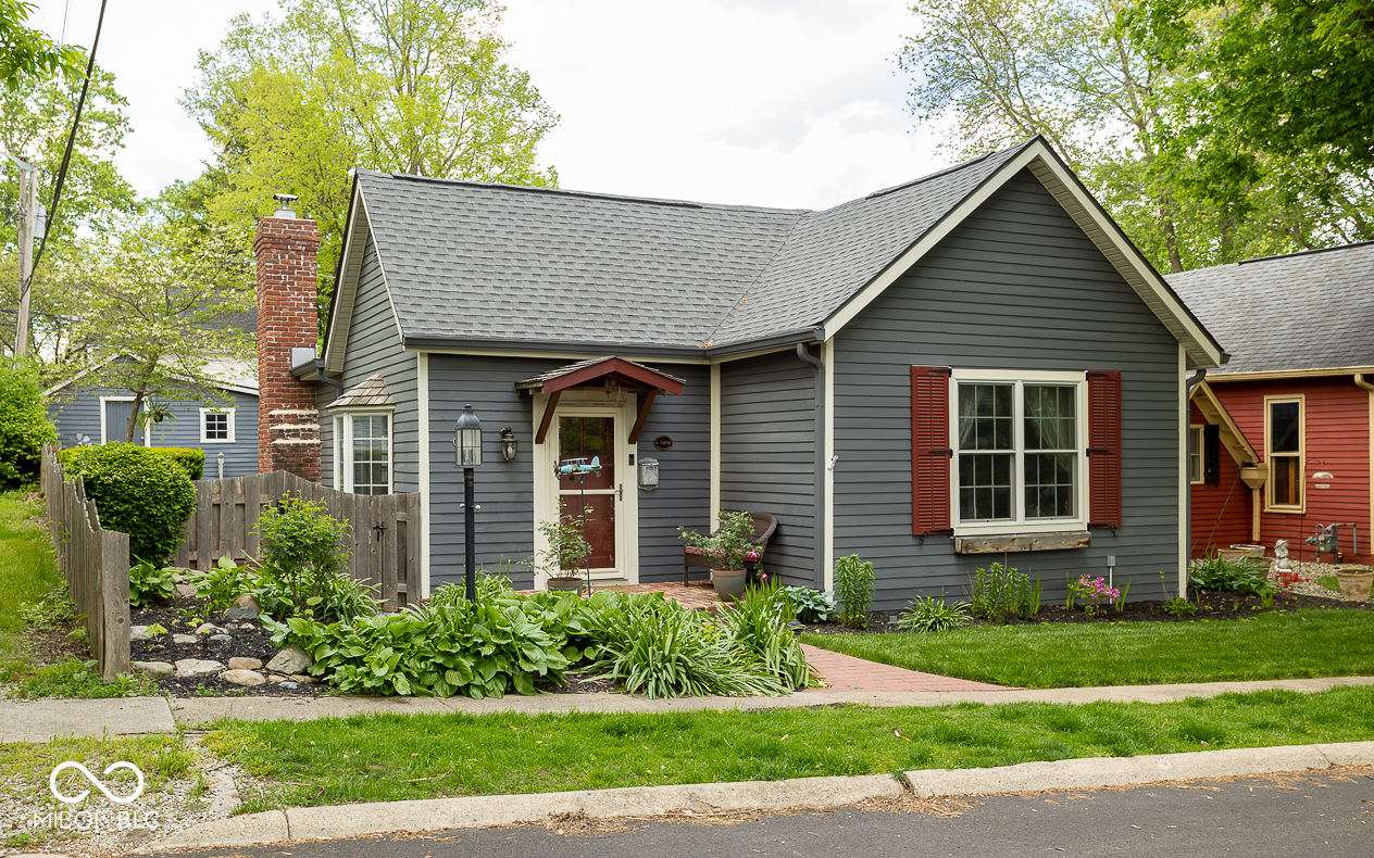 440 Linden Street  Zionsville IN 46077 photo