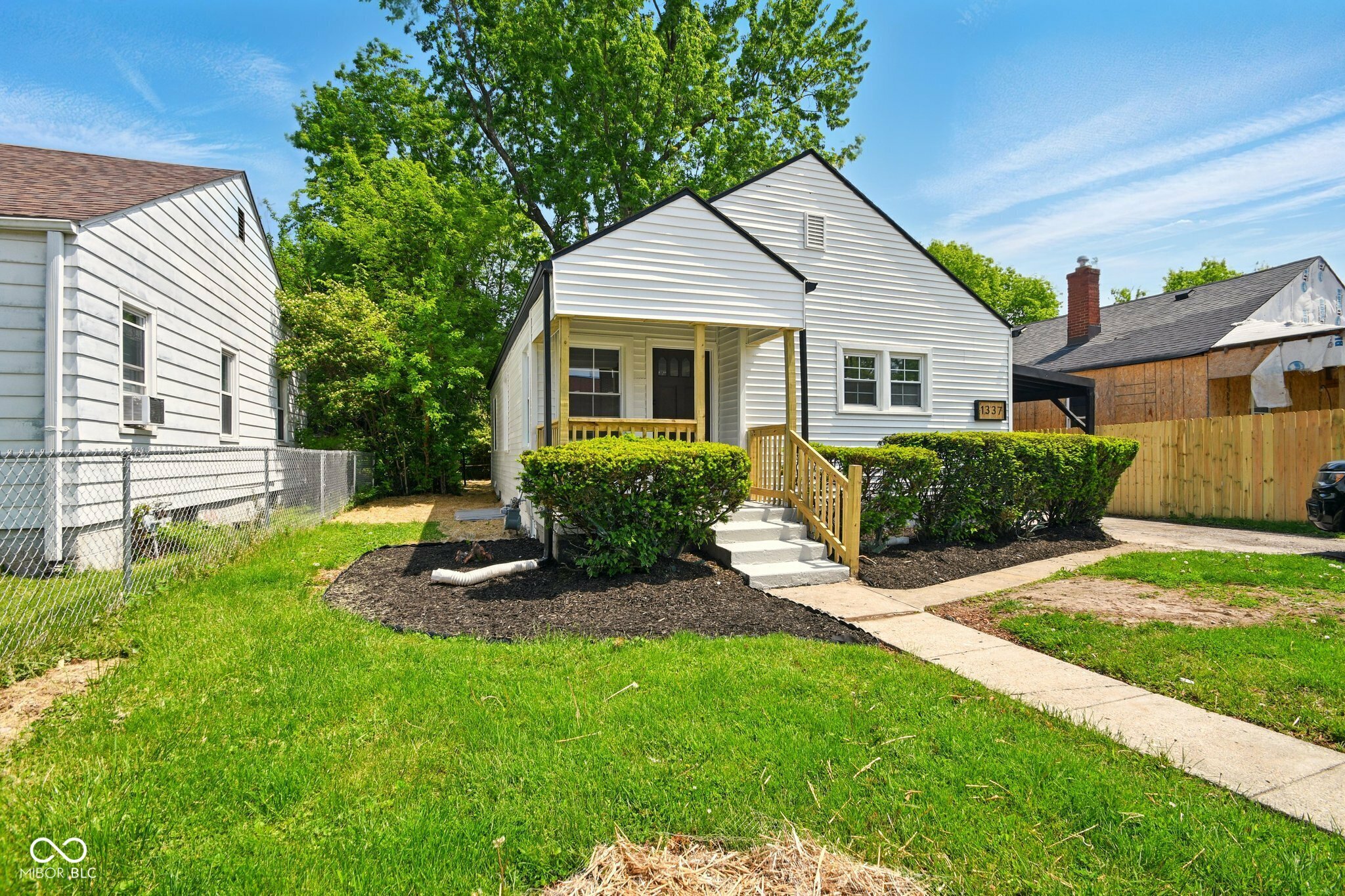 Property Photo: 1337 N Concord Street IN 46222