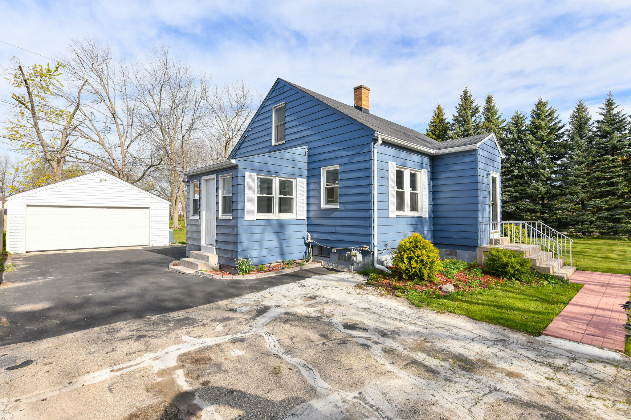 Property Photo: 5522 56th Ave WI 53144