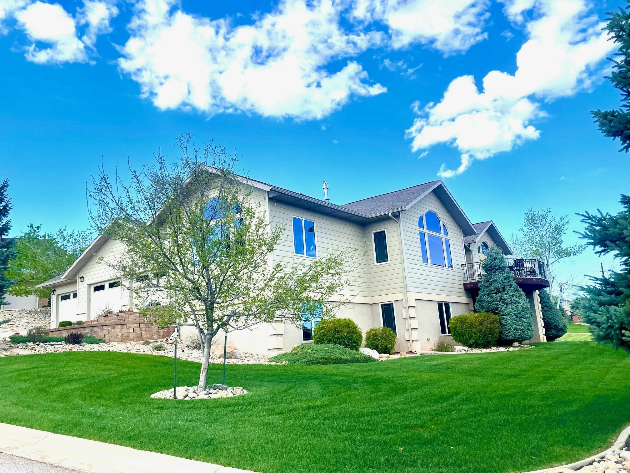 Property Photo: 1932 Remuda Drive SD 57783