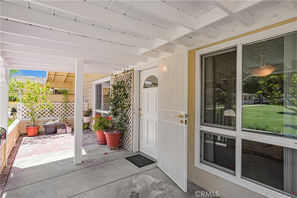 Property Photo: 19223 Avenue Of The Oaks D CA 91321